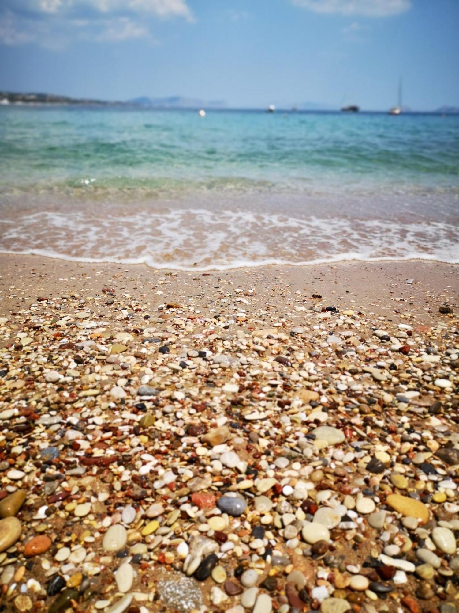 Center Comfy Spetses Town