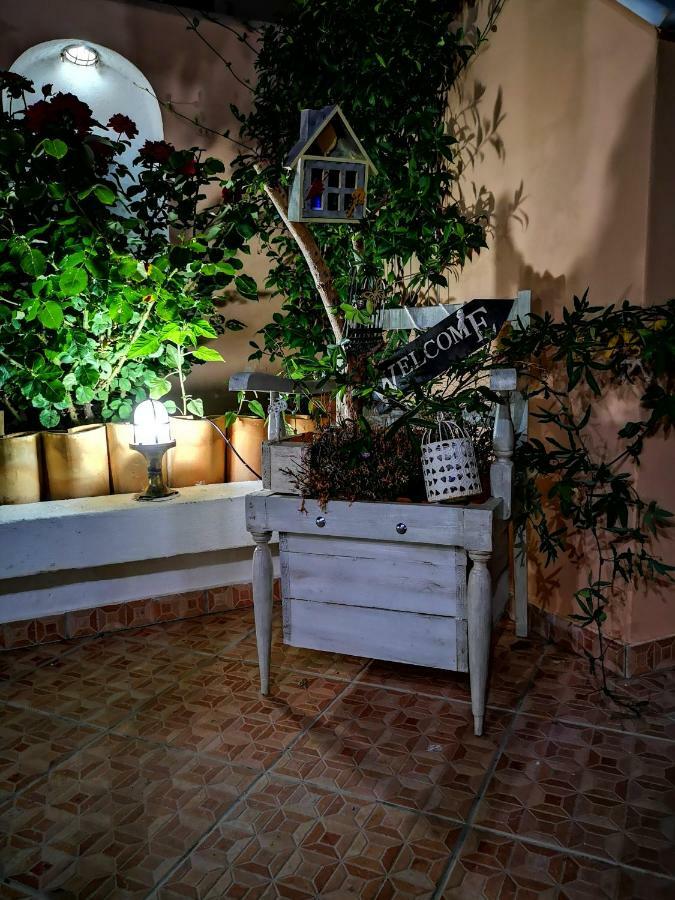 Center Comfy Spetses Town